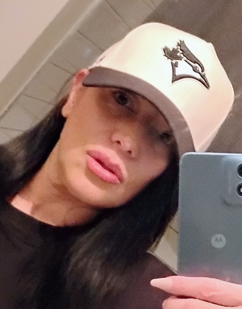 Lena Fires tweet media