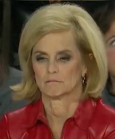 Callie🦖 tweet media