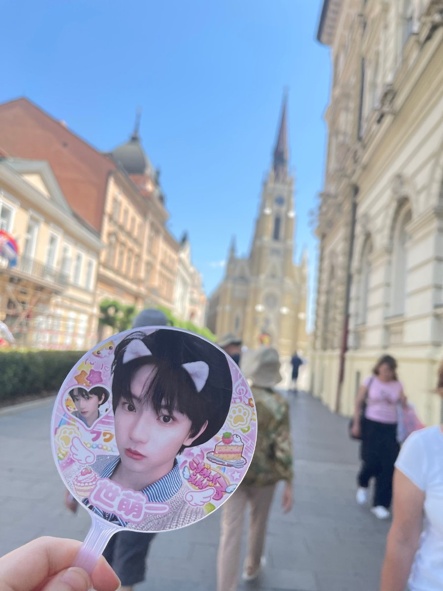 Anthony Thompson tweet media