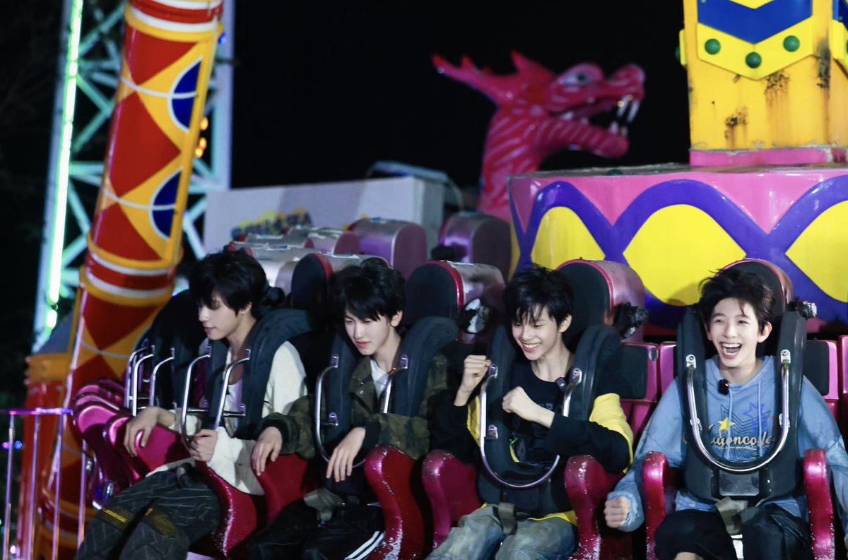 CHENSIHAN_TH tweet media