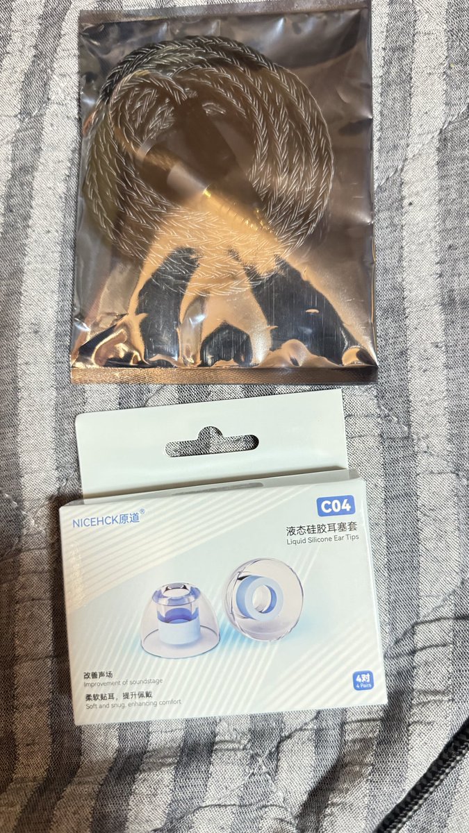 ツルツルなのに tweet media