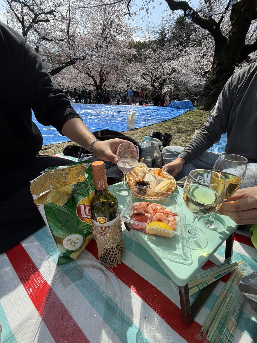 夜更けのプリン tweet media