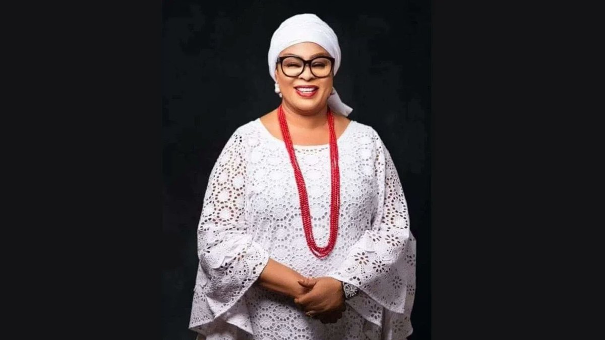 NtokuboBlog's tweet photo. Court frees ex-minister Stella Oduah from N2.5bn fraud charges after settlement with Nigerian govt
What was the settlement all about ?

Anioma Tinubu Akpabio #AlausaEIBICProgramme Ghana Abia https://t.co/fPxh1iDwei
