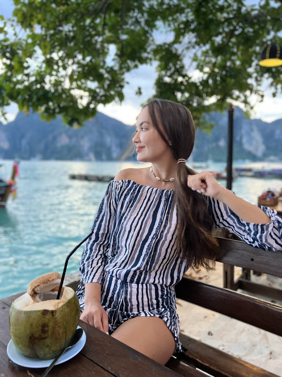 Julia 💫 tweet media