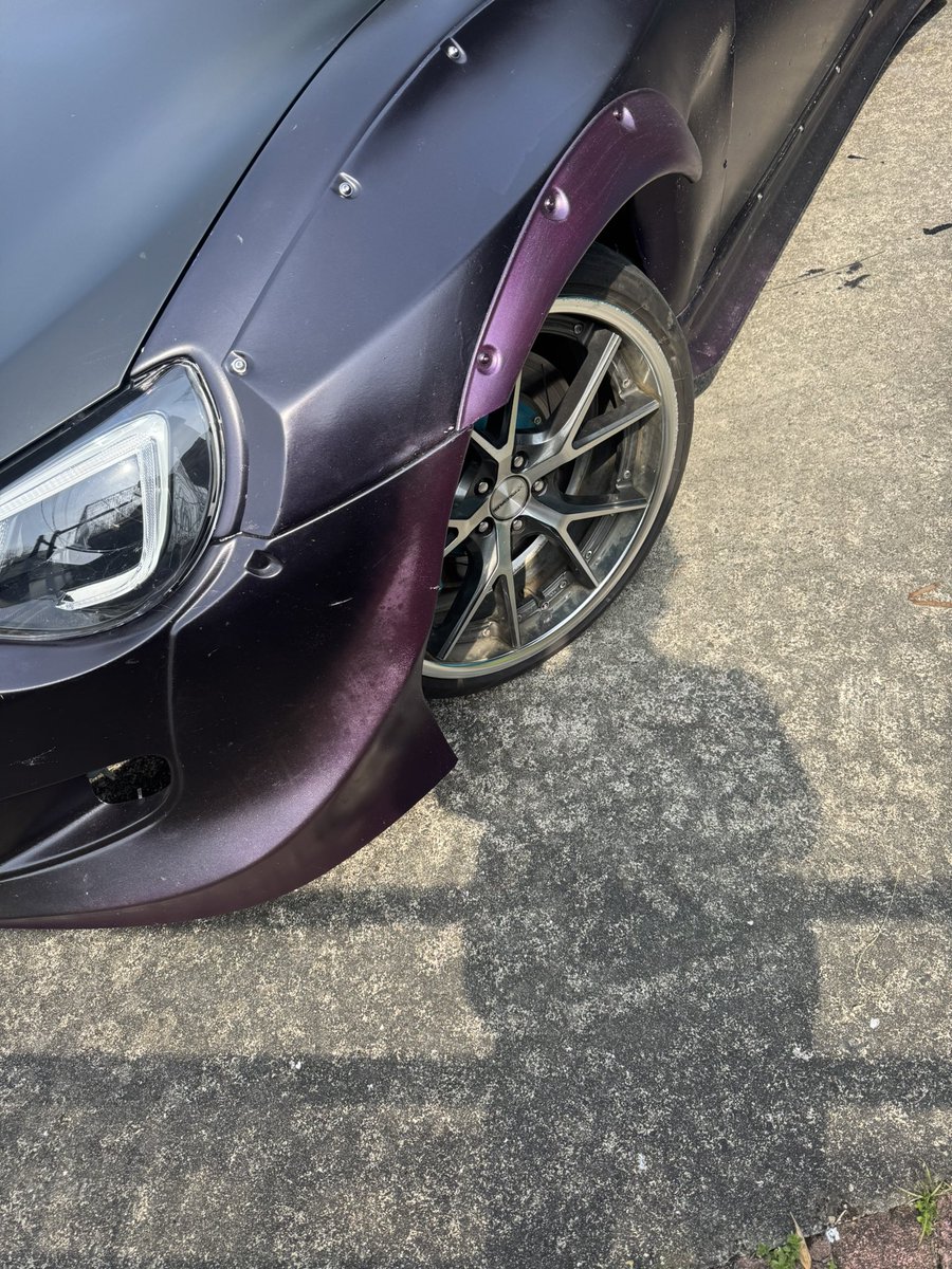 TKG〆moti tweet media