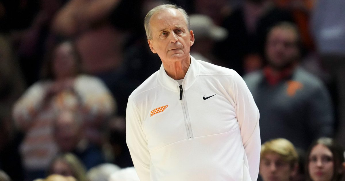 NickWade20's tweet photo. THREE STRAIGHT Elite Eights. Give the man his roses. Best coach in program history. This is the golden era of Vols basketball 🍊🏀 https://t.co/0tovJgUwYy