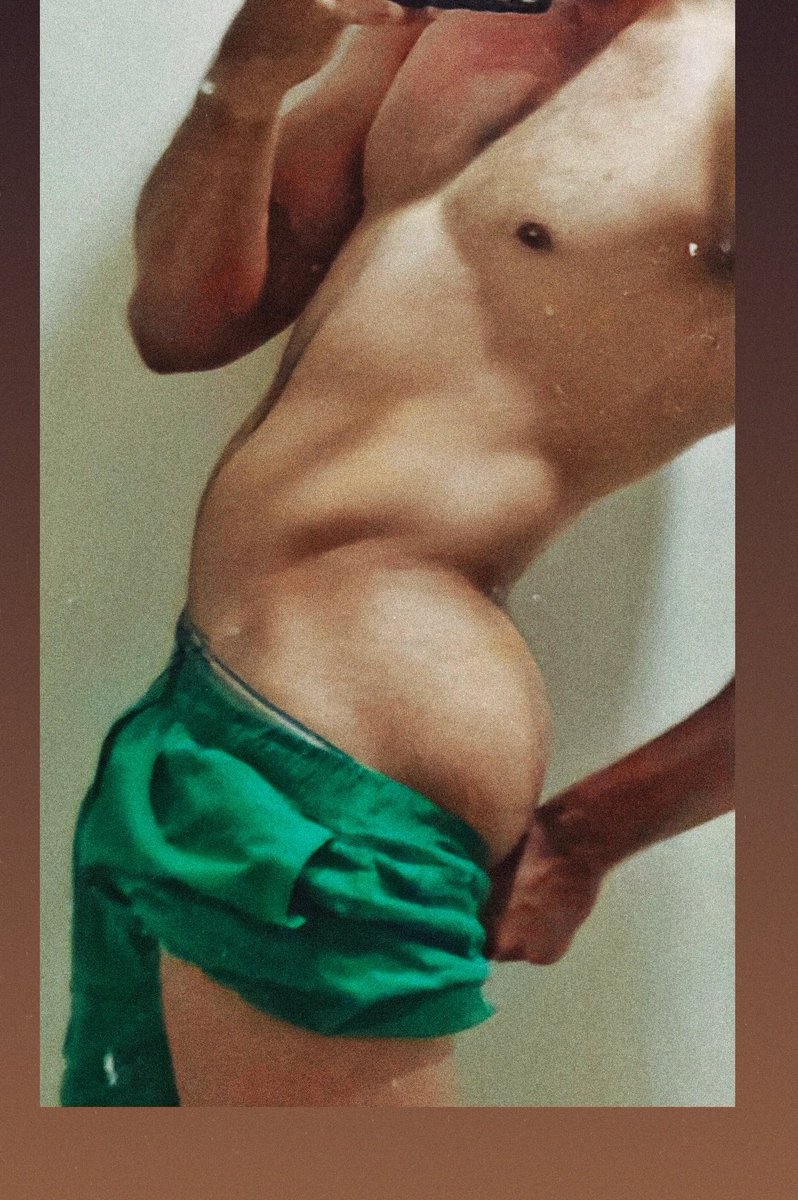 stonedhoe42069 tweet media