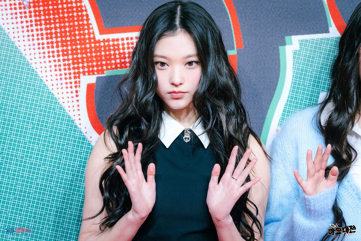 시켜줘강해린명예소방관 tweet media
