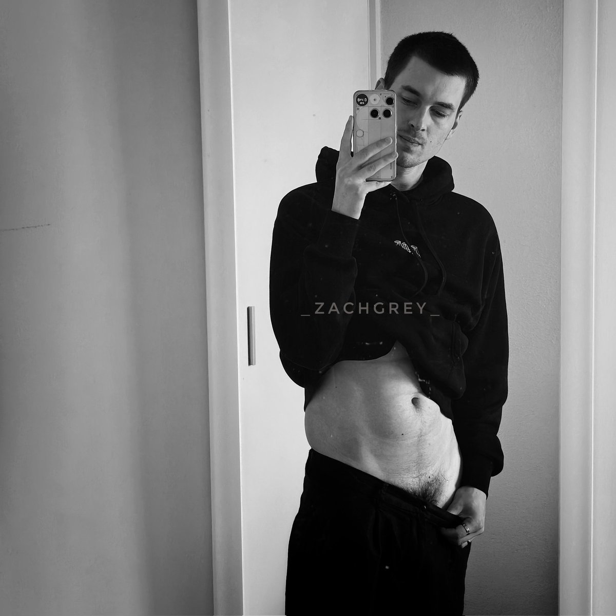 _zachgrey_'s tweet photo. 1 or 2? https://t.co/gFYz8mkf10
