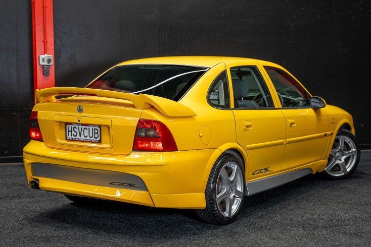 ⚆⚆⚆ tweet media