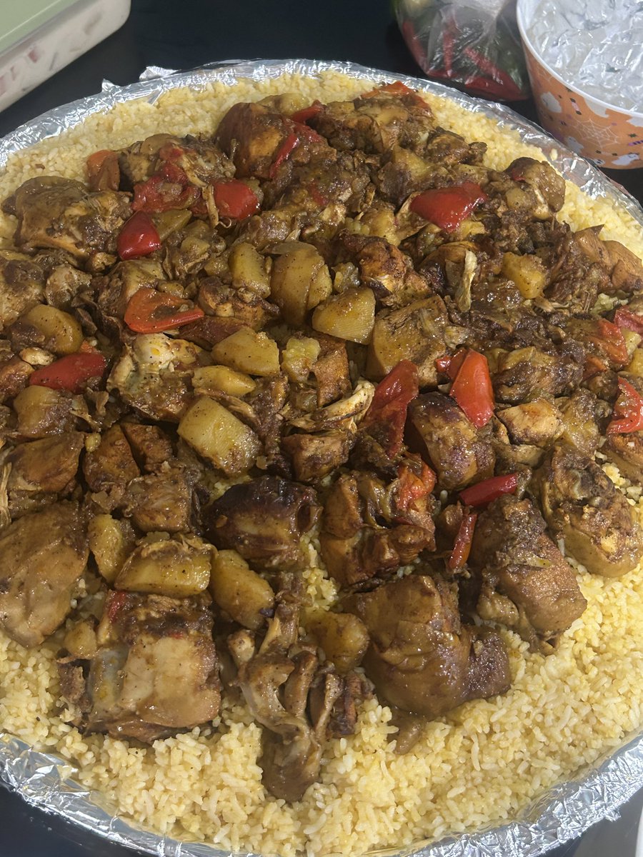 jinshianti's tweet photo. kain kayo handa ko i love #valenciana https://t.co/uzmE7qiQXV