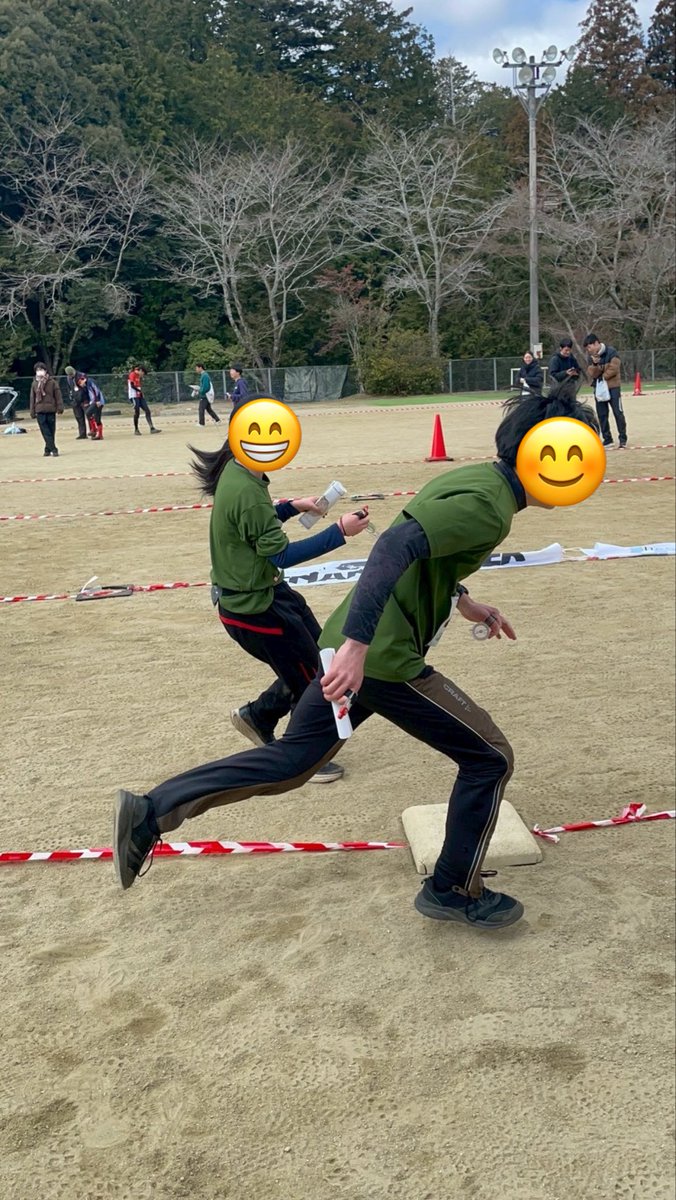 gandaiolc's tweet photo. 最終日のリレーでは、1年生が1位と3位を獲得する活躍を見せてくれました🎖️

大会などの遠征はとても楽しいので、新入生の皆さんと一緒に行けることを楽しみにしています🧳

#春から岩手大学
#岩手大学
#オリエンテーリング
#新歓
#遠征行こう https://t.co/1uFGuVx1ZU