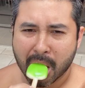 The Wall Pass Journal tweet media