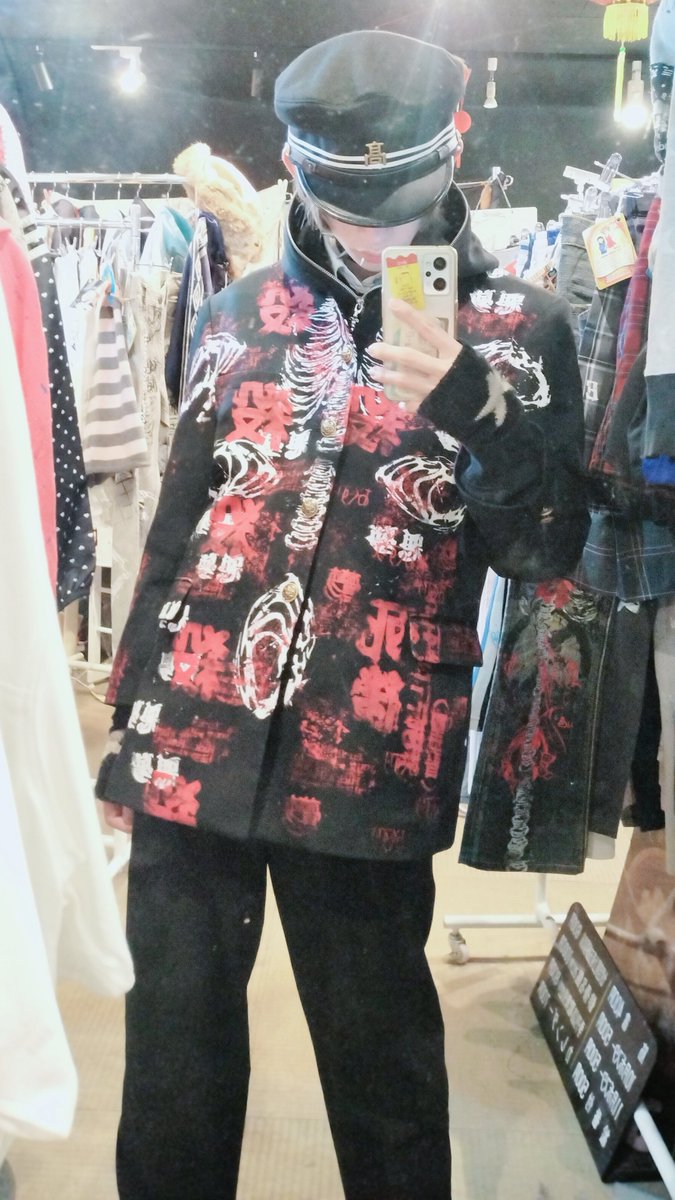 雀蜂(すずめばち)大阪アメ村本店 tweet media