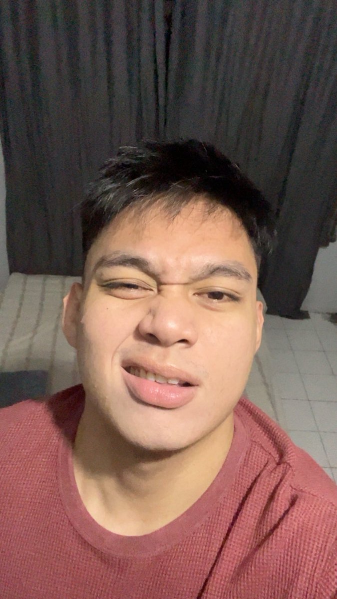 apriangsat tweet media