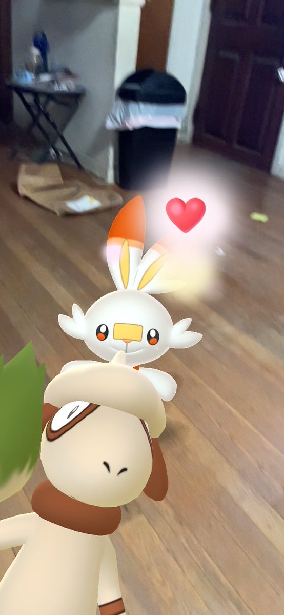 PauknRoses's tweet image. @PokemonGoApp #Smeargal encounters #Gosnapshot