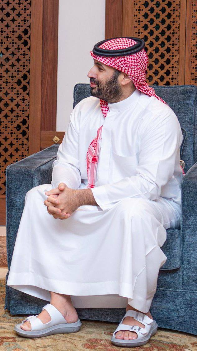 فِـيولا tweet media