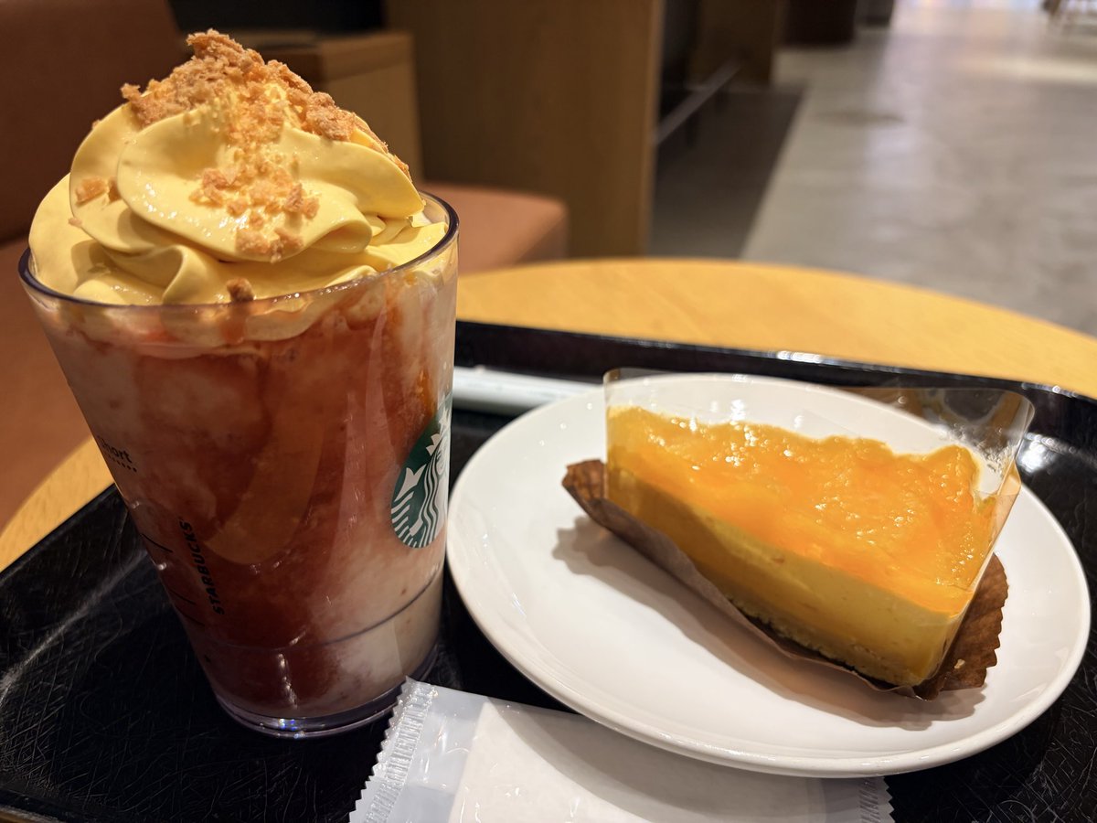 hiroki_GRABL's tweet photo. 半年ぶりスタバ✨ https://t.co/bNAJ2I63K4