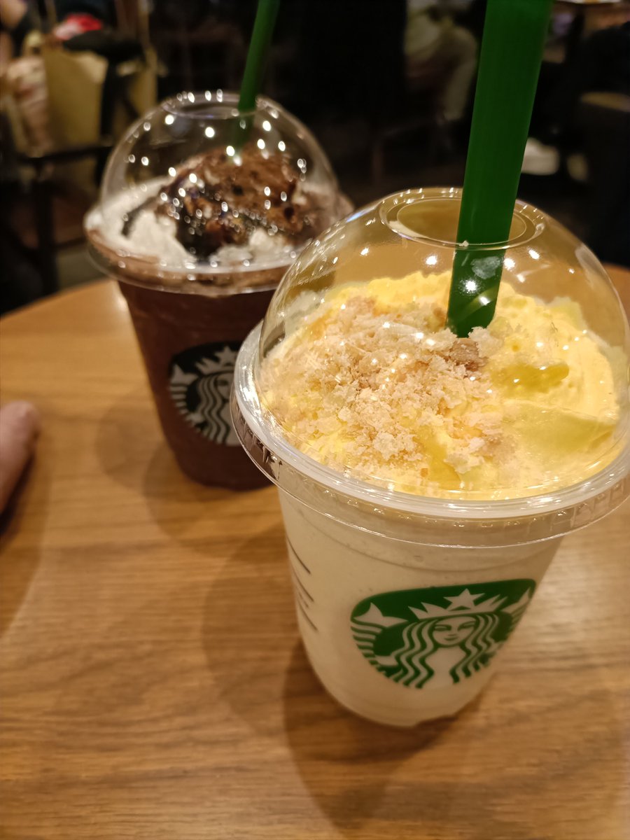 めっちゃ説明聞いて相談して歩いて疲れて今これ