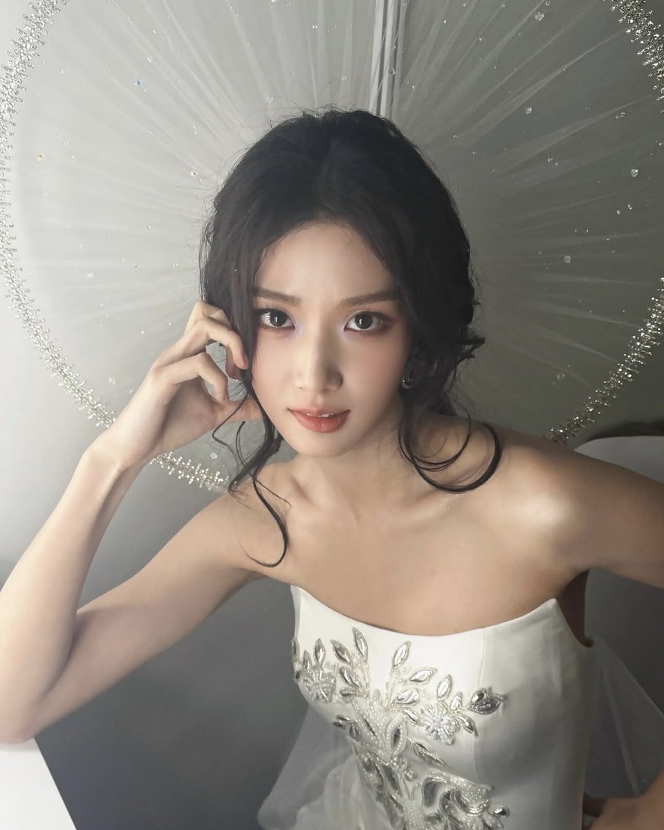 YOUNJUNG BASE tweet media