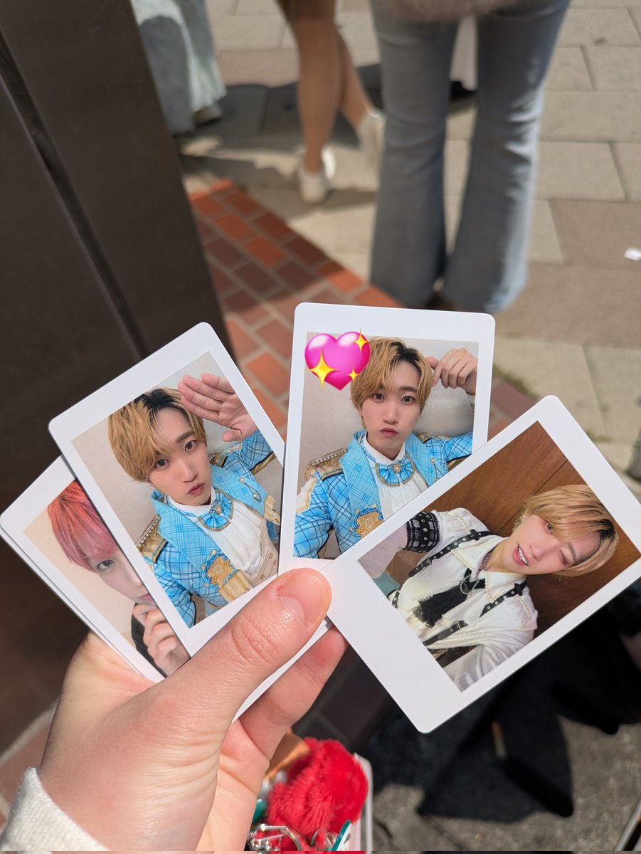 🐈‍⬛@DM通知不良あります tweet media