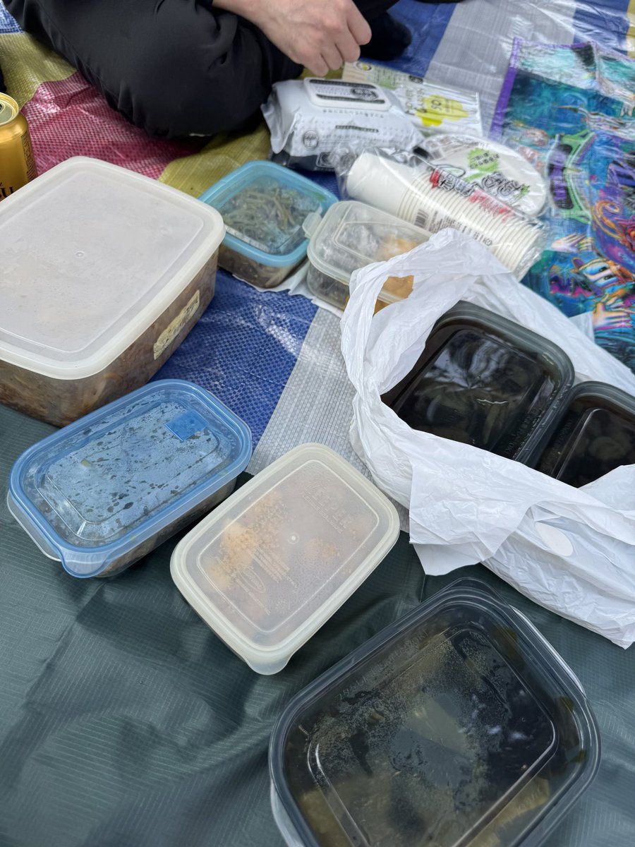 アミ・タク tweet media