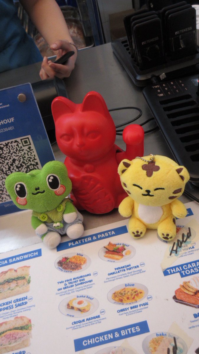 div • v8 soon! 🌠💫🐸 tweet media