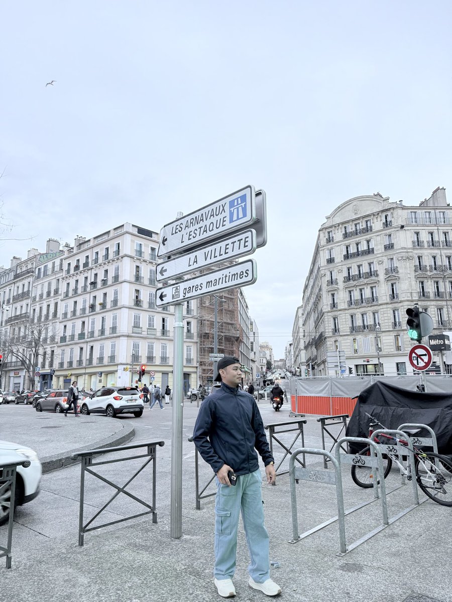 Josh42574672's tweet photo. Marseille, France 🇫🇷 https://t.co/QtNM01nNfr