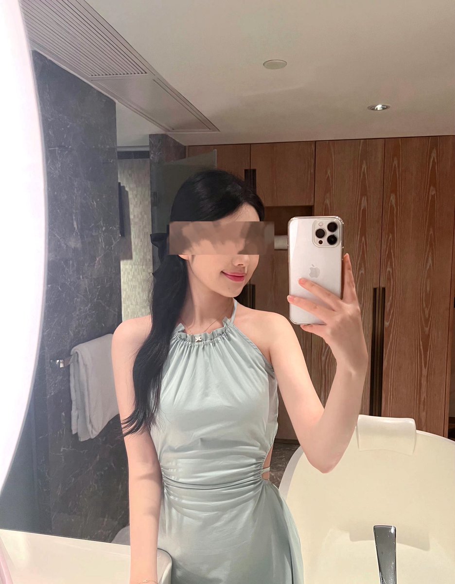 上海字母墙 tweet media