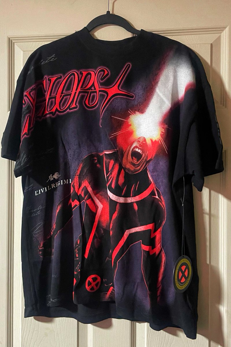 my third one came 😌 now just waiting on my fourth and final shirt (for now 🫣)
