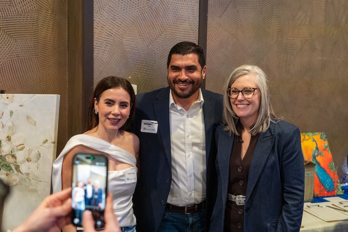 Katie Hobbs tweet media