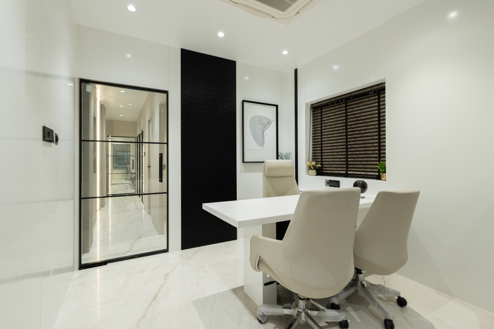 Interiorlover1's tweet photo. Arihant Group Office | Build Plus Civil Consultancy | Gandhidham 

Full Project
https://t.co/pfmBoS9zUH via @Interiorlover1 
.
.
.
.
.
#interiorlover.in
#architecture #interiors #interiordesign #office #officeinterior #officedecor #luxury88 #LuxuryHomes #furniture #workspace https://t.co/zR4A21IHEQ