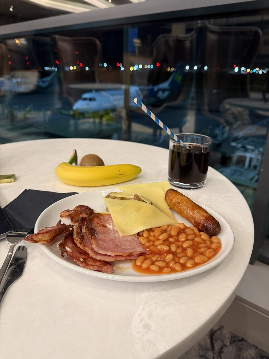 Miss Tess tweet media