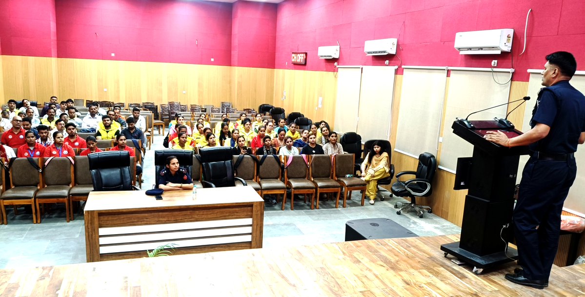 16 NDRF Delhi tweet media