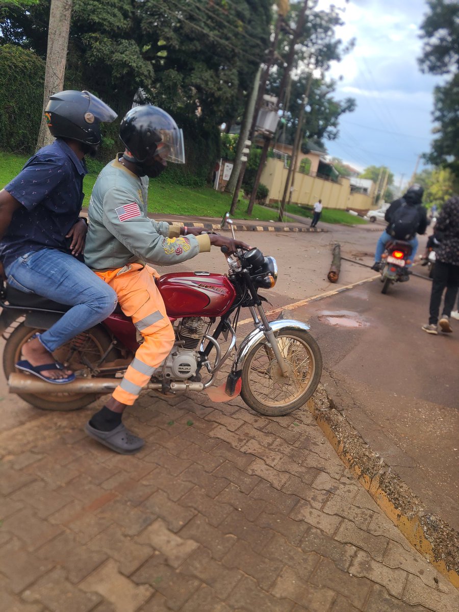 Nze Honalebo🇺🇬 tweet media