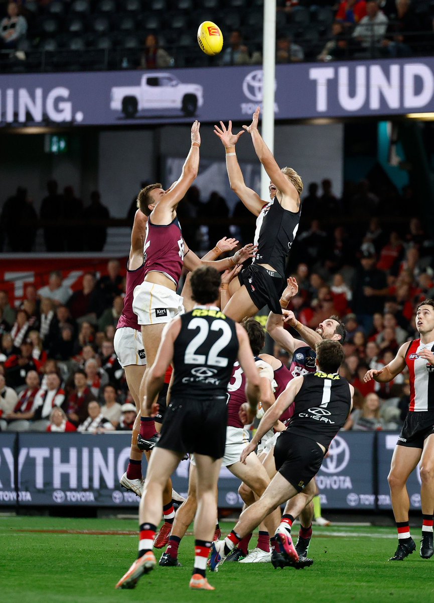 Shrapnel😇 tweet media