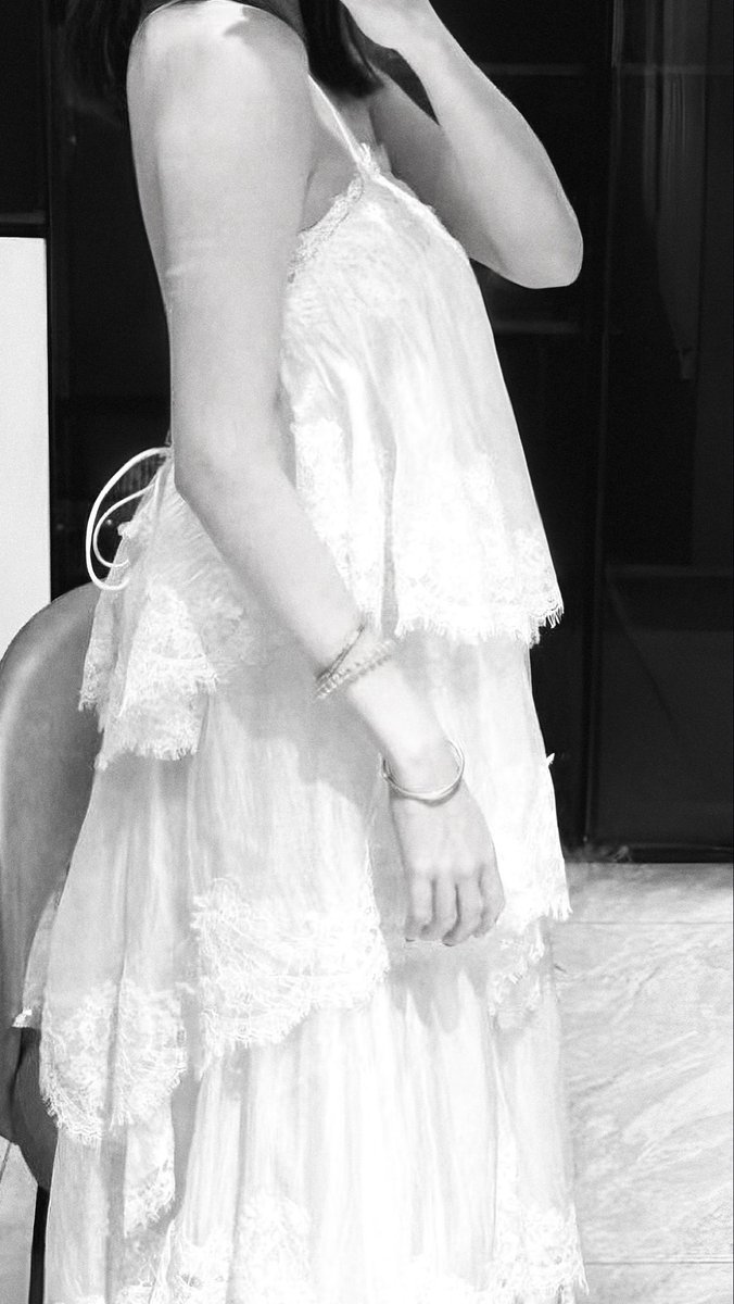 藍色雨 tweet media