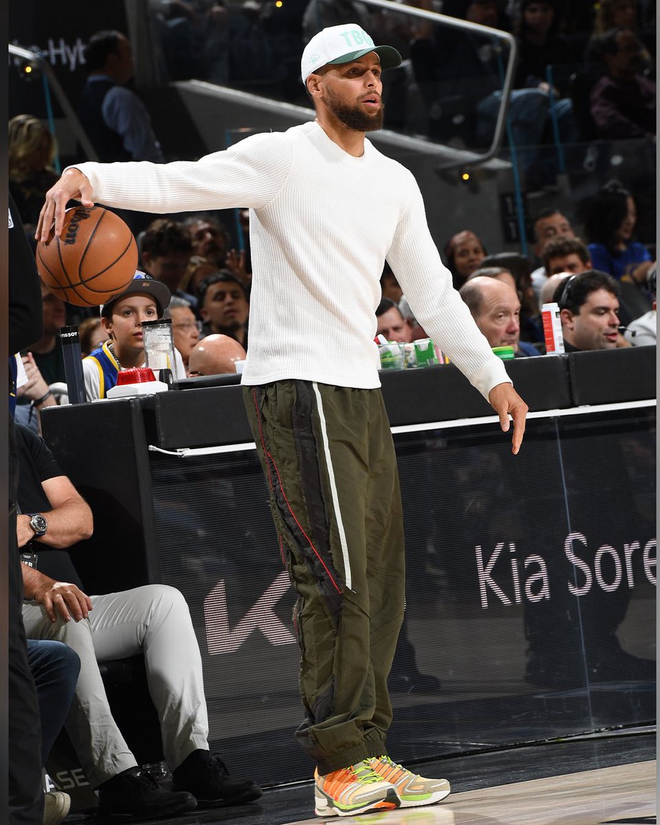 Complex Sneakers tweet media