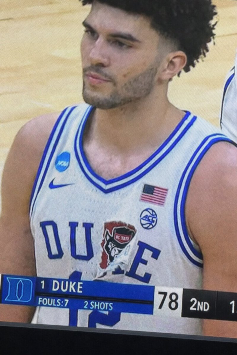 Full Moon Hoops tweet media