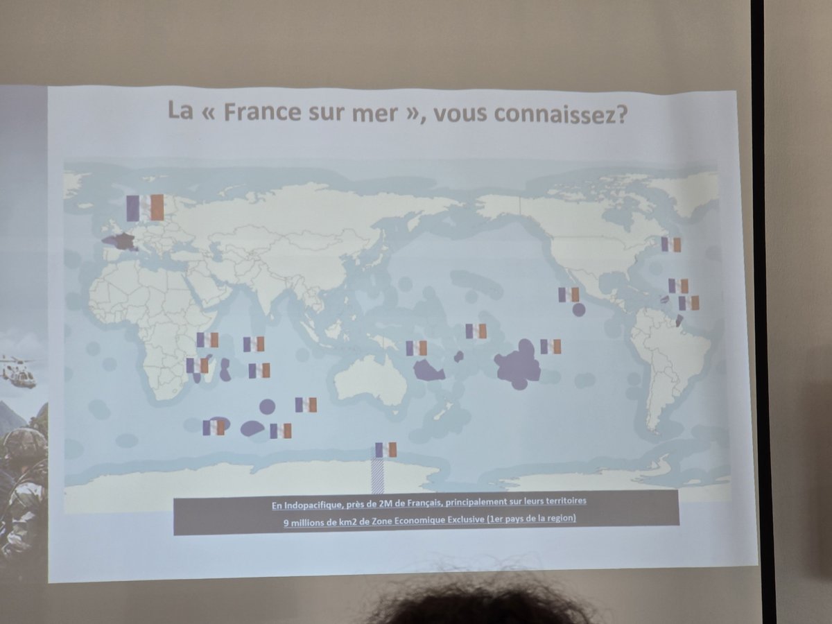 🇫🇷 Conférence AFA Phuket sur l’Indopacifique
Merci à @AFAPhuket pour l’organisation et à BCIS pour l’accueil 👏

Intervention très intéressante de l’amiral Jean-Mathieu Rey sur le rôle stratégique de la France en Asie 🌏

#Phuket #Indopacifique #France #Expat