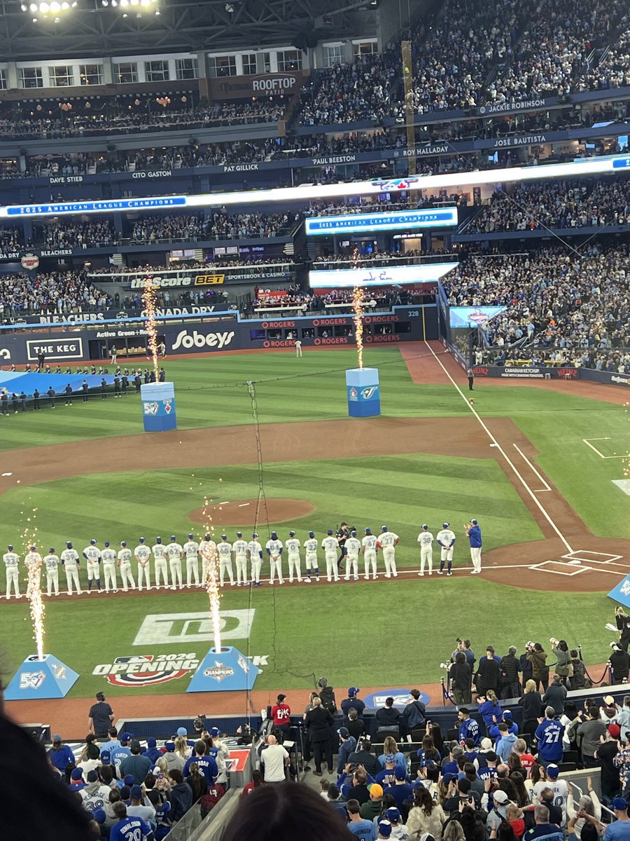 Claudia Sanders🇨🇦 tweet media