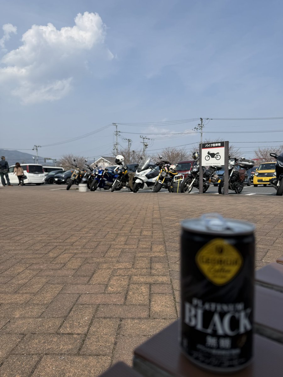 なつしよ tweet media