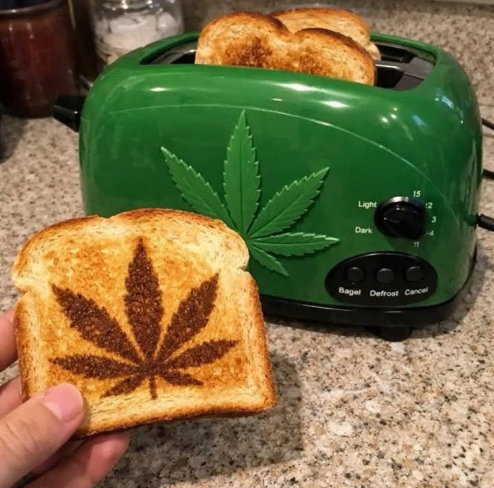 Wake &amp; Bake 🌿🤙💨