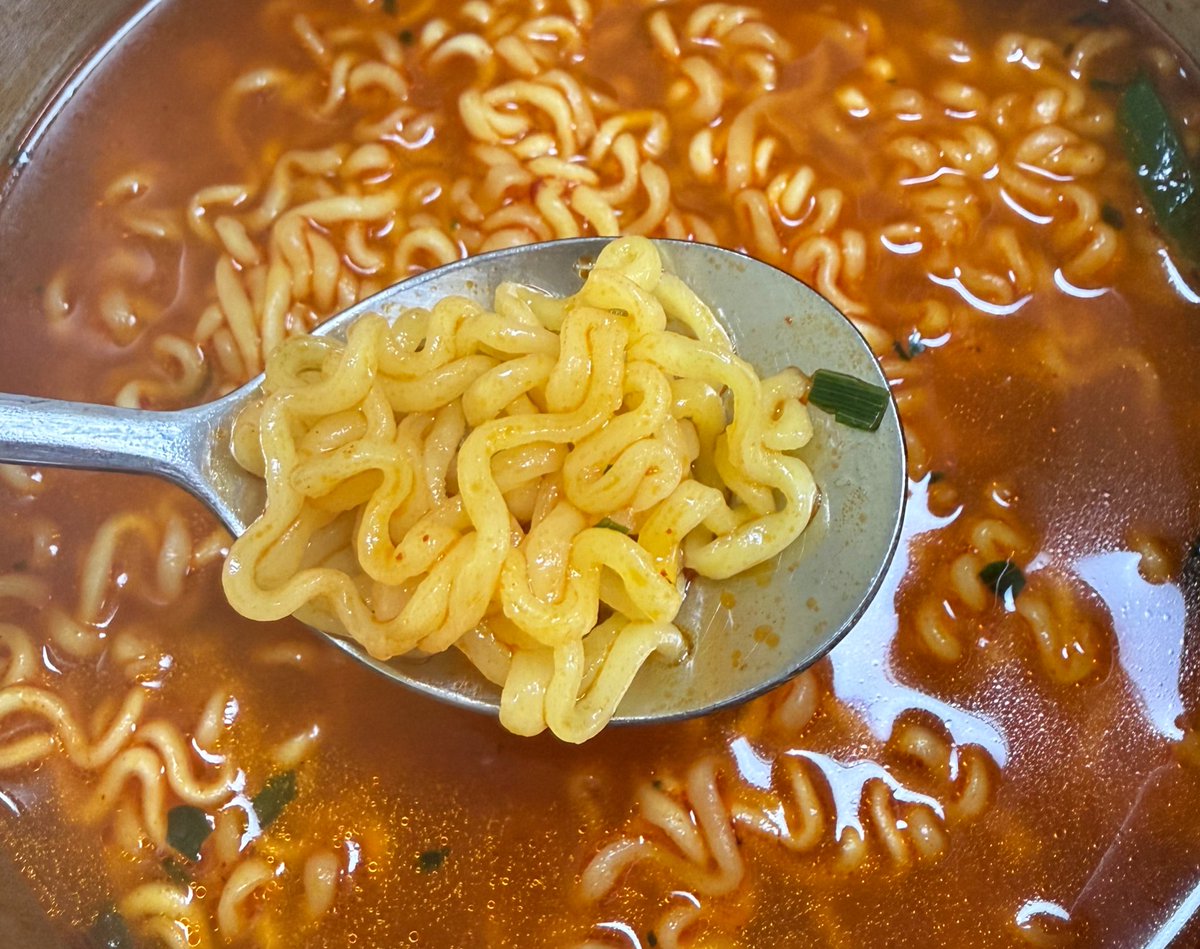 오늘의 첫끼

열라면

밥안말아먹으니까 오늘도 조절성공
완전맞음🤔🤔