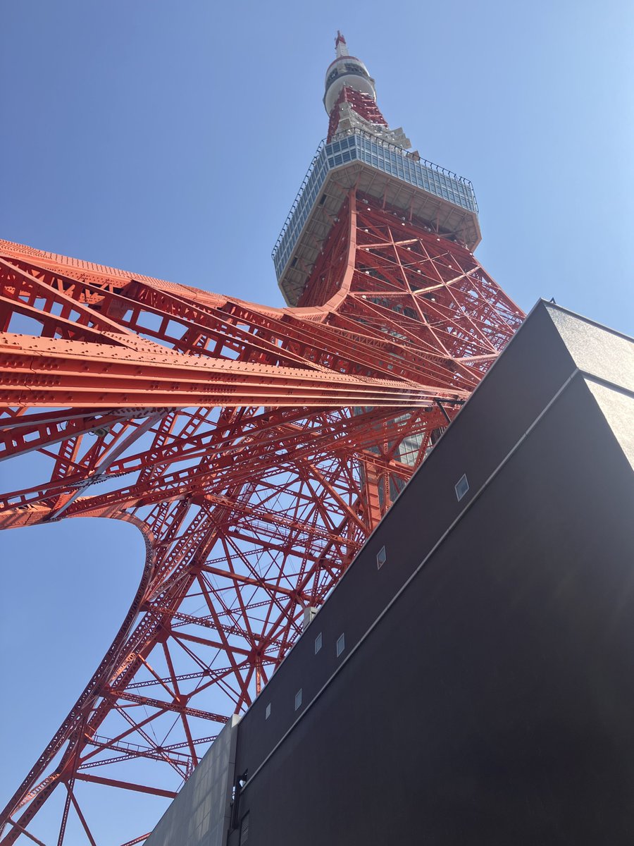 おカズ tweet media