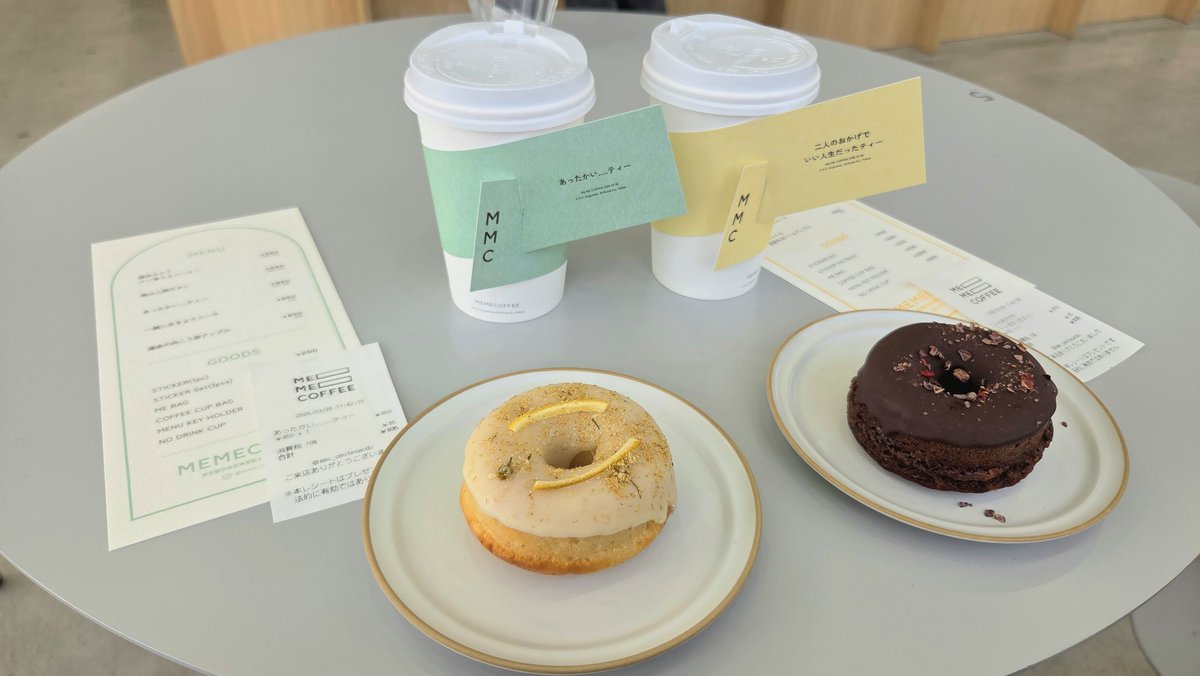 りりこ tweet media