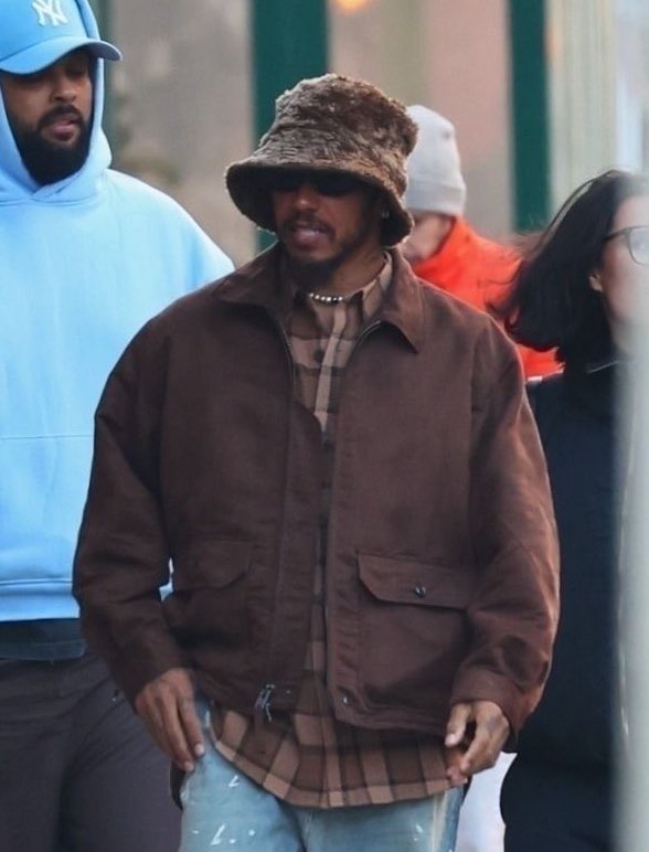 月🌩️ tweet media