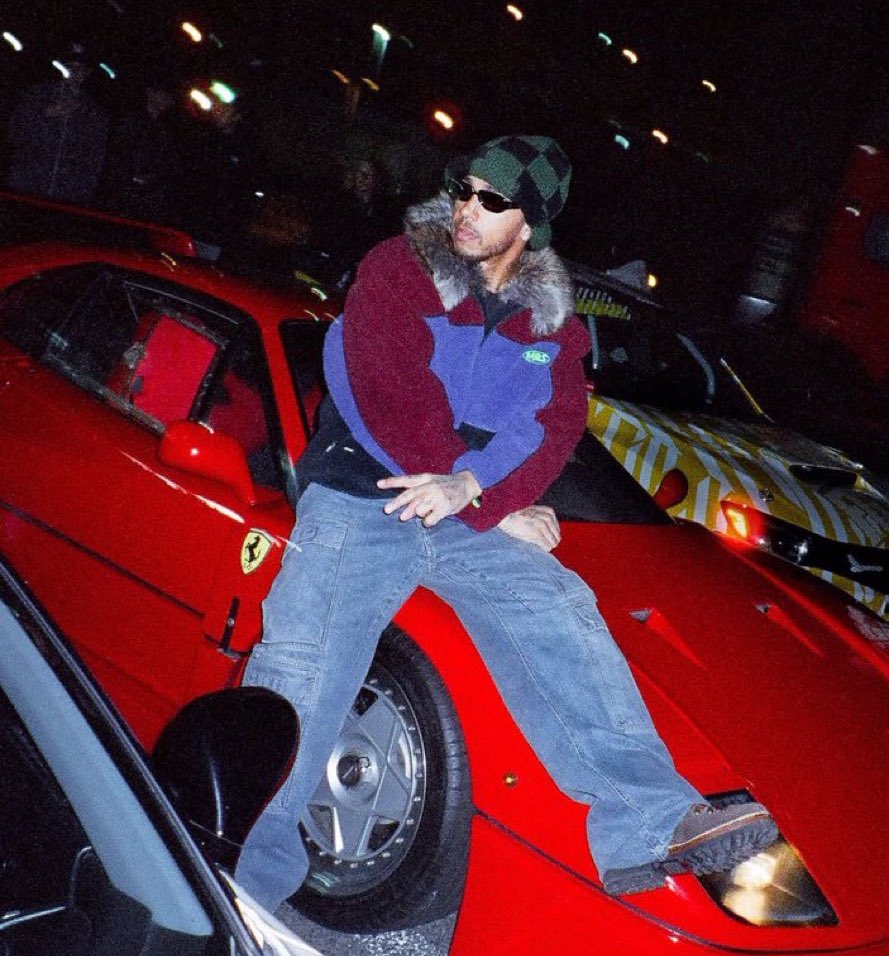 月🌩️ tweet media