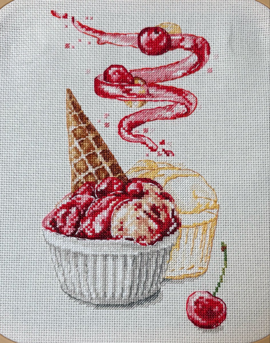 りねん tweet media