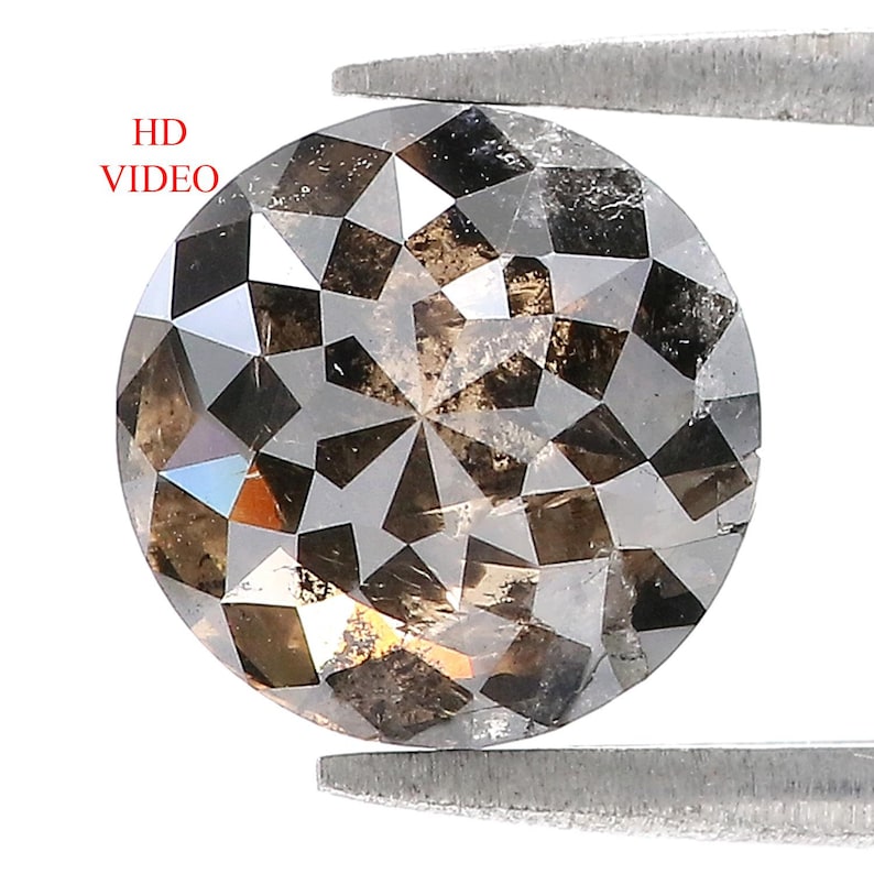 Lukhidiamond's tweet image. 4.20  Ct Natural Loose Round Shape Diamond Salt And Pepper Diamond 9.90 MM  Natural Diamond Brown Grey Color Round Rose Cut Diamond QL8509

ETSY : etsy.com/listing/447063…

#RoundShapeDiamond #SaltAndPepperDiamond #RoundRoseCutDiamond #NaturalDiamond #LooseDiamond #Diamond
